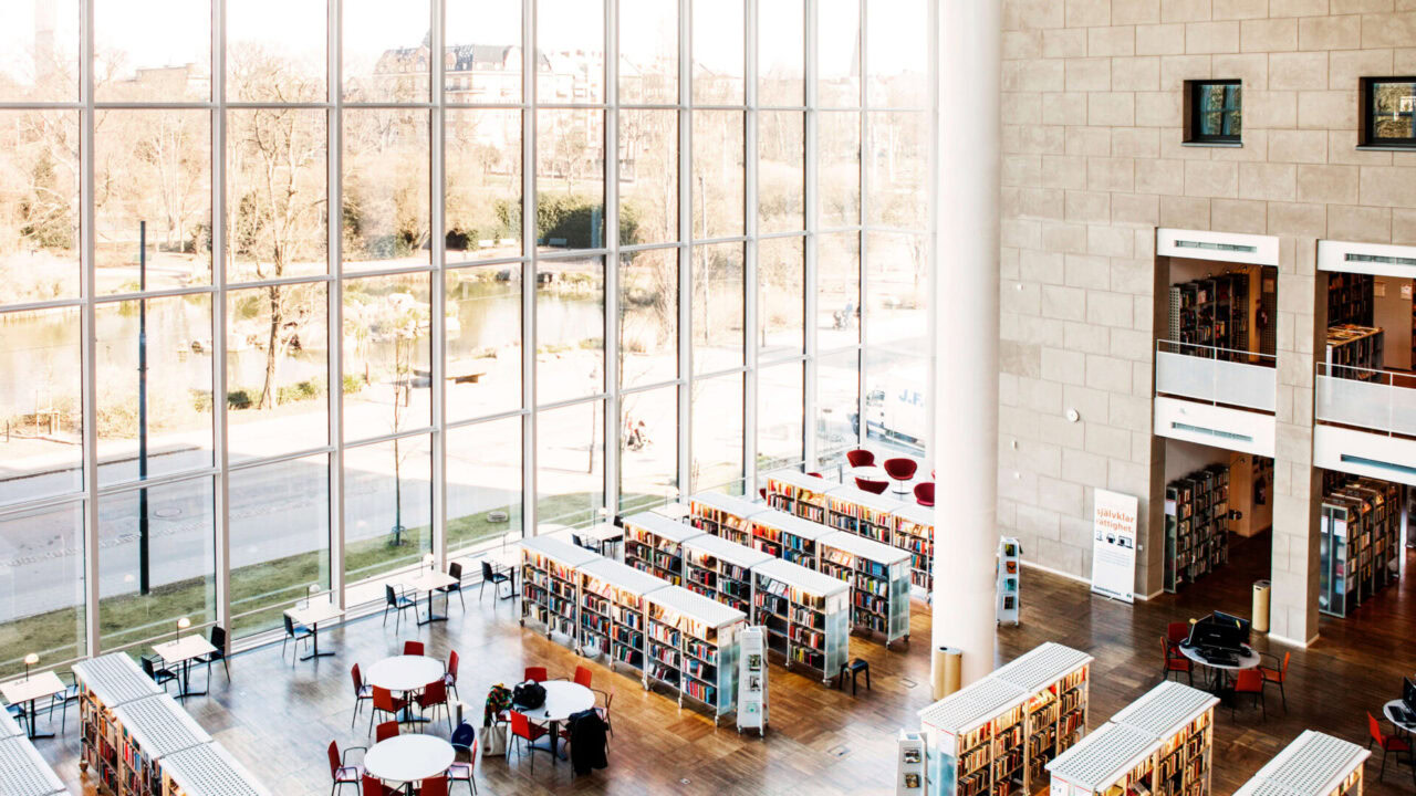 modern library interior with large windows and boo 2025 04 05 03 49 44 utc 1920x1080 1